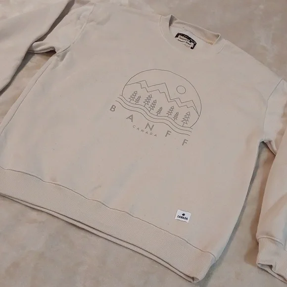 Canadian Vintage Banff National Park in the Canadian Rockies Cozy Sweater Sz L - Picture 2 of 12